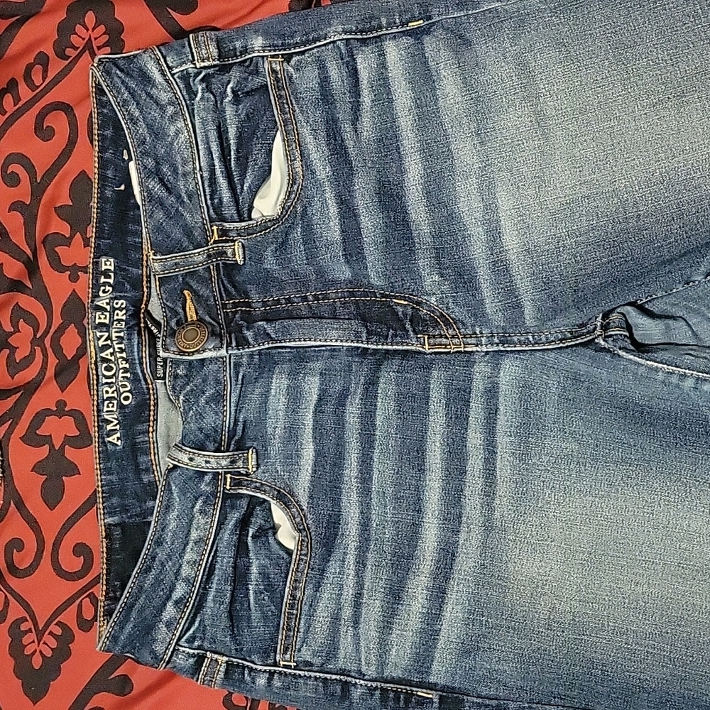 american eagle blue high rise jeans